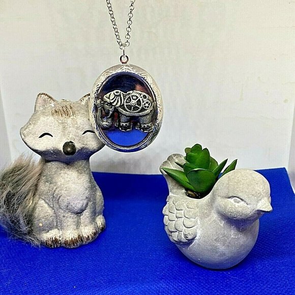 COPY - Elephant Gear Cog Wheel Locket Cameo Necklace NEW - Picture 3 of 8